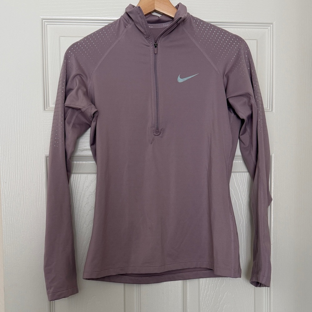 Nike size small dry fit half zip lavender